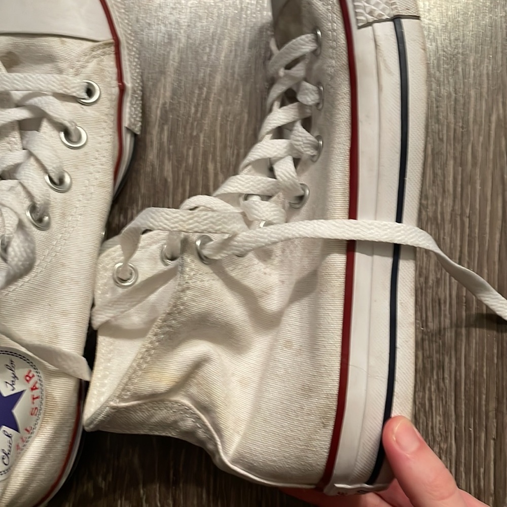 White Converse - Picture 6 of 6